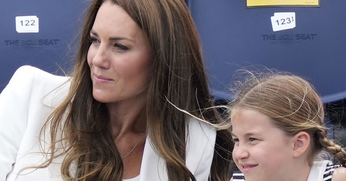 Принцеса Шарлотта та її мама Кейт