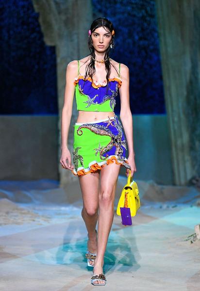 Коллекция Versace трет-а-порте сезона весна-лето 2021 / © East News