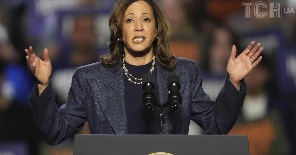 Камала Гарріс виступала по радіо у переддень виборів