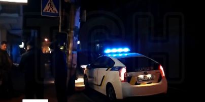 Поліція відправила авто міліціонера на штрафмайданчик