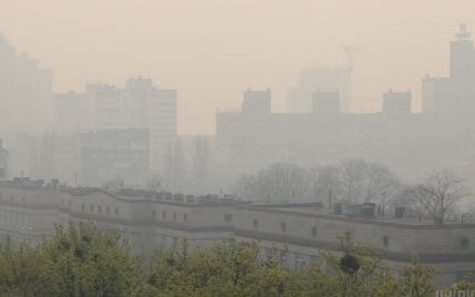 Київ знову вийшов на перше місце серед міст із найбільш забрудненим повітрям