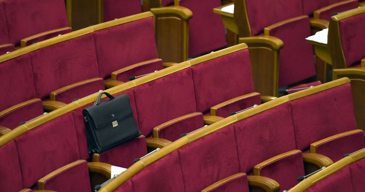 За считанные минуты до голосования в БПП не определились с кандидатом на главу Минздрава