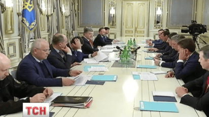 Яценюк пока что остается на посту премьер-министра