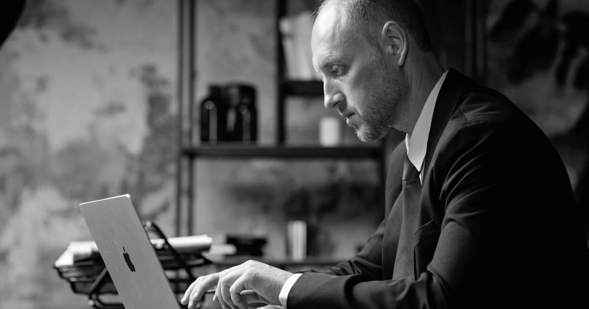 Евгений Руденко:  Полная анонимность и конфиденциальность в сфере DeFi чаще миф, чем реальность