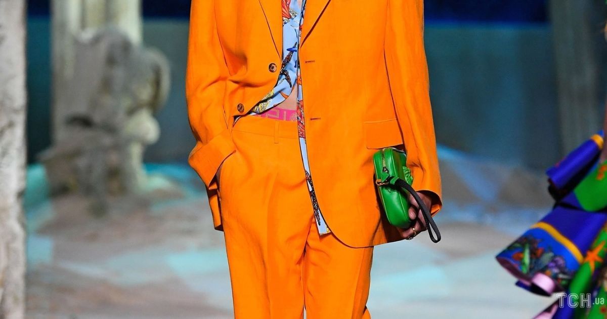 Колекція Versace трет-а-порте сезону весна-літо 2021 / © East News