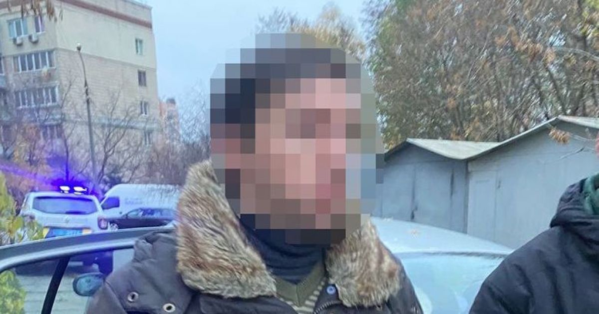 В Киеве мужчина развращал и насиловал свою 8-летнюю падчерицу: мама годами не знала