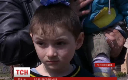 На Черниговщине 5-летний мальчик вынес из горящего дома двух младенцев
