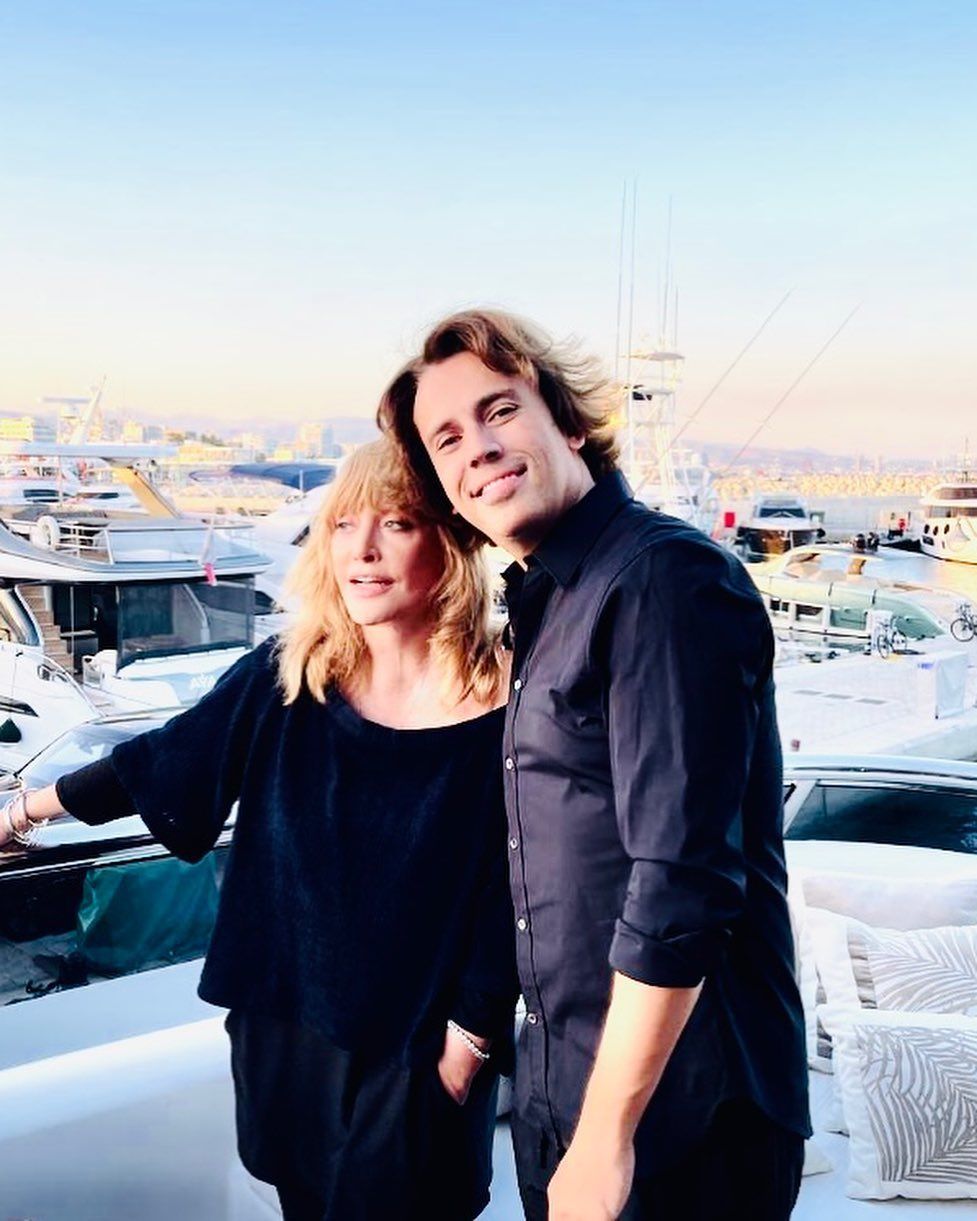 Keksa ayollarning tukli chotkalari