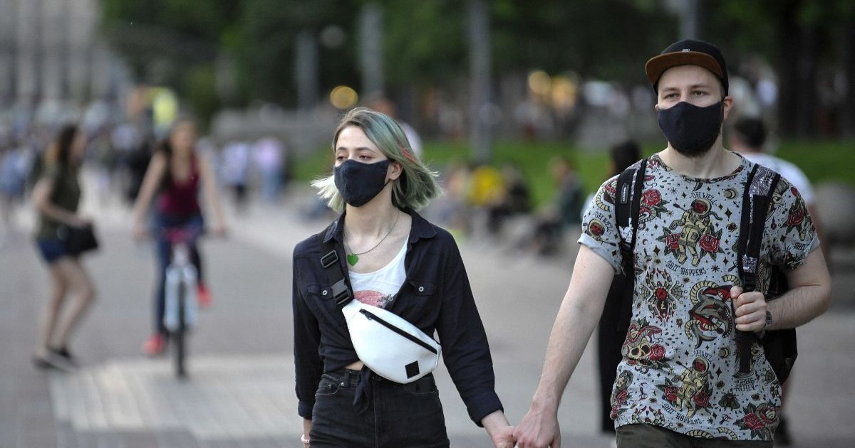 В Украине официально решили продлить карантин