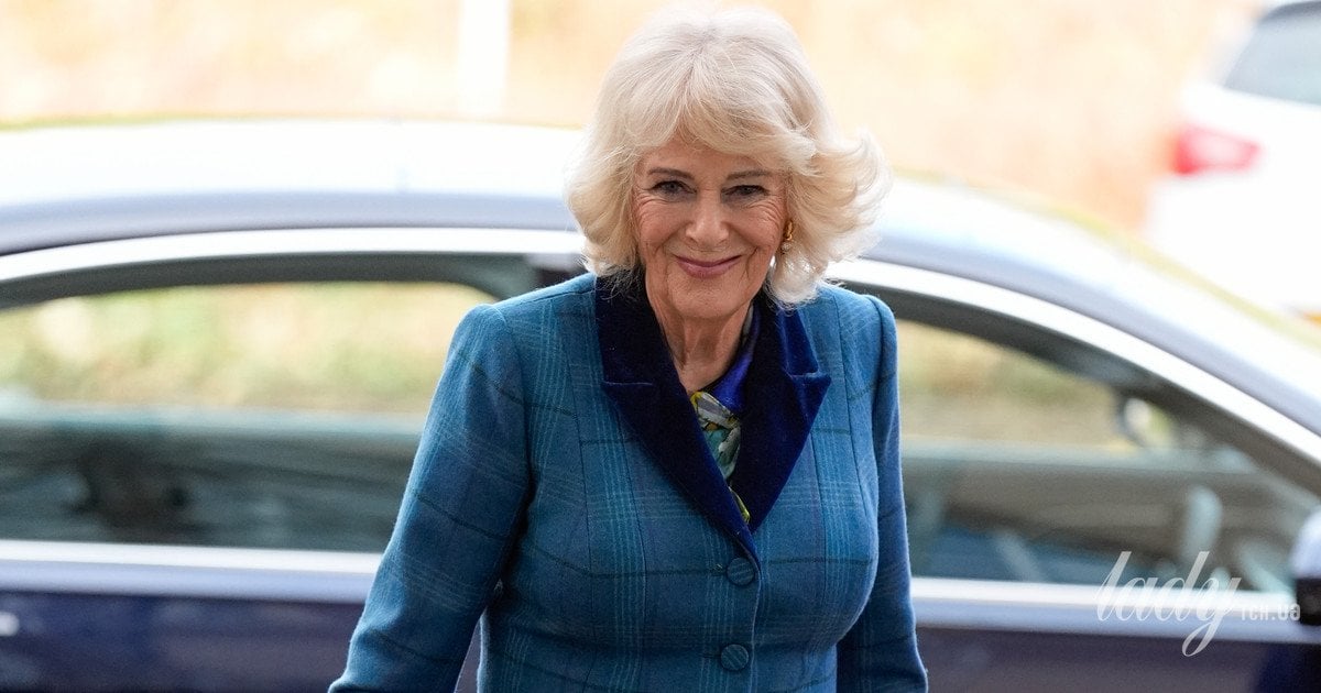 Королева Камілла