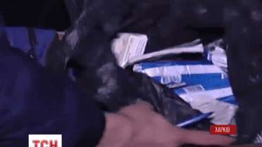 Вооруженных похитителей автомобиля задержали полицейские Харькова