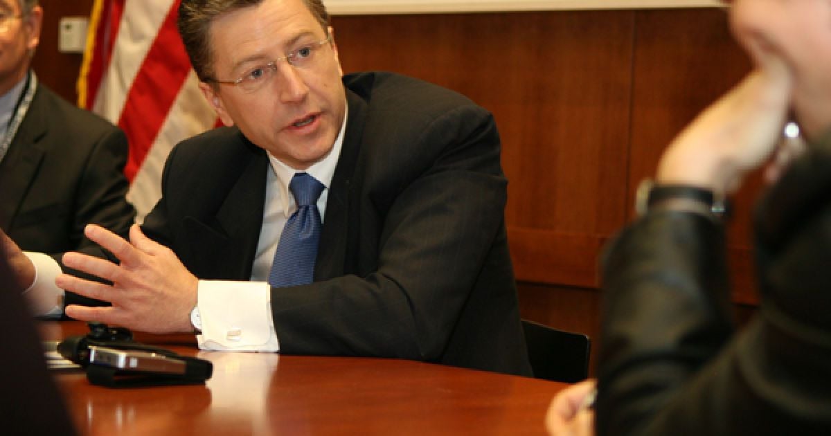 Бывший посол США в НАТО Курт Волкер