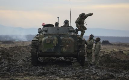 Россия завозит на Донбасс танки, артиллерию и минометы – разведка
