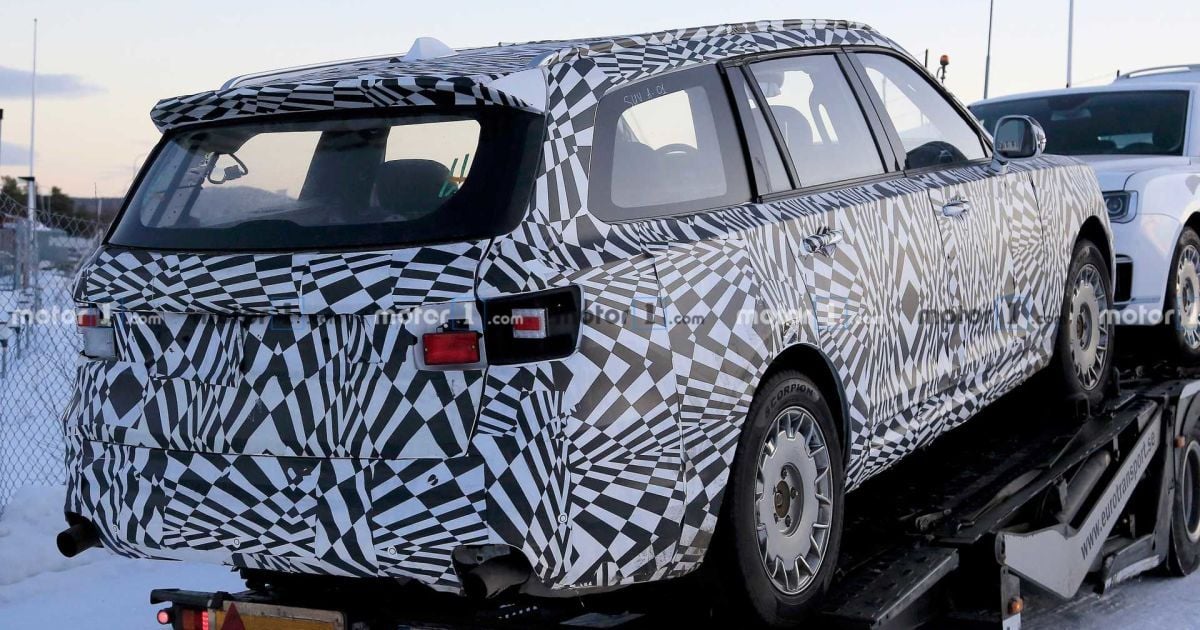 Komendant_2 / © motor1.com