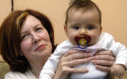 Запліднена в Україні 65-річна німкеня народила чотирьох близнюків