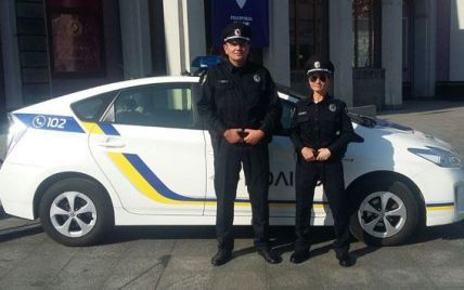 Для новых полицейских в Чернигове и Херсоне ищут тренеров