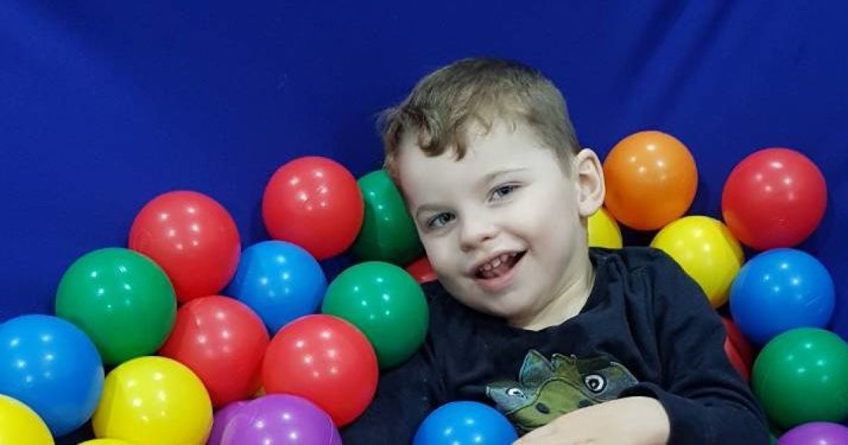 4-річний Владик потребує вашої допомоги
