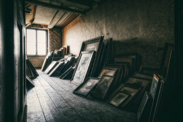 Какие картины нельзя вешать дома: призовут одиночество, конфликты, ссоры, депрессию и болезни