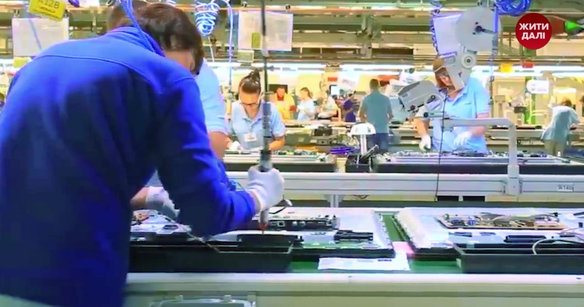 Чого вартий диплом українського вишу в Європі: ким працюють українці за кордоном