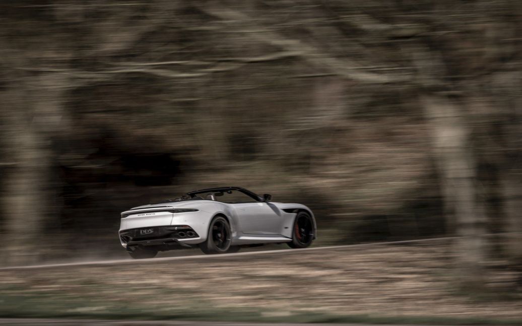 © Aston Martin