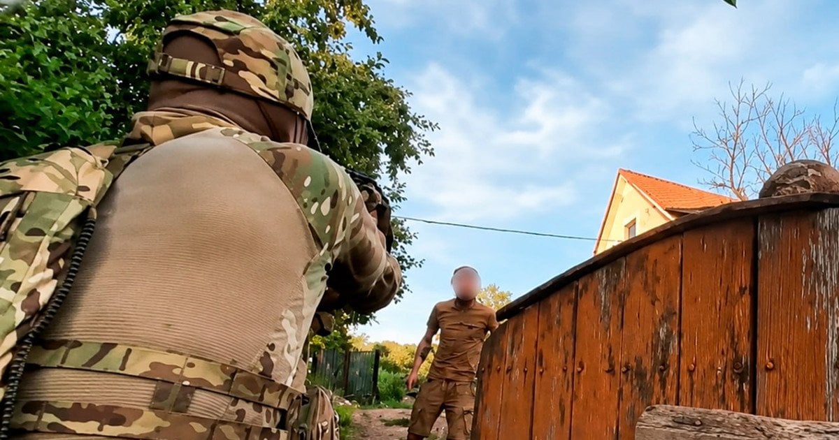 В Винницкой области задержали военного в СЗЧ, который с топором напал на ВСП