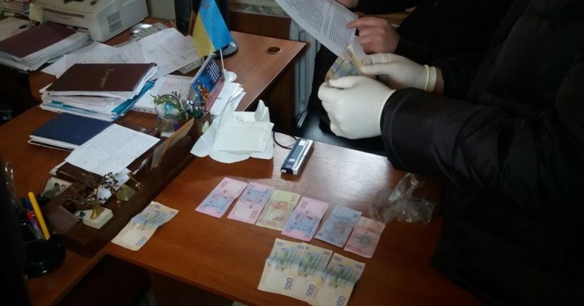 На Львовщине чиновника сельхозинспекции задержали на взятке