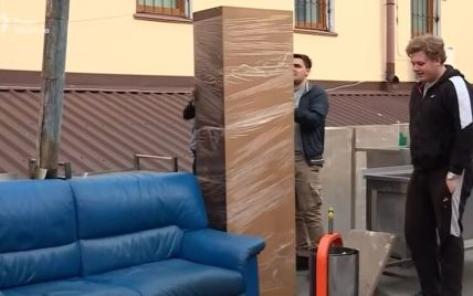 Вывозят столы, стулья, бойлеры: представители УПЦ МП начали выезд из Киево-Печерской лавры — Минкультуры