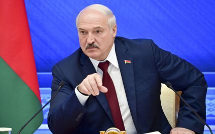 Лукашенко заявив, що Захід перекидає через білоруський кордон "мертвих людей", щоб його дискредитувати