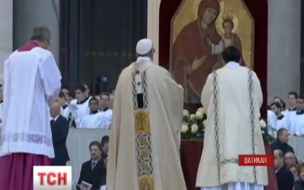 Папа Франциск благословив католиків світу на рік милосердя українською іконою