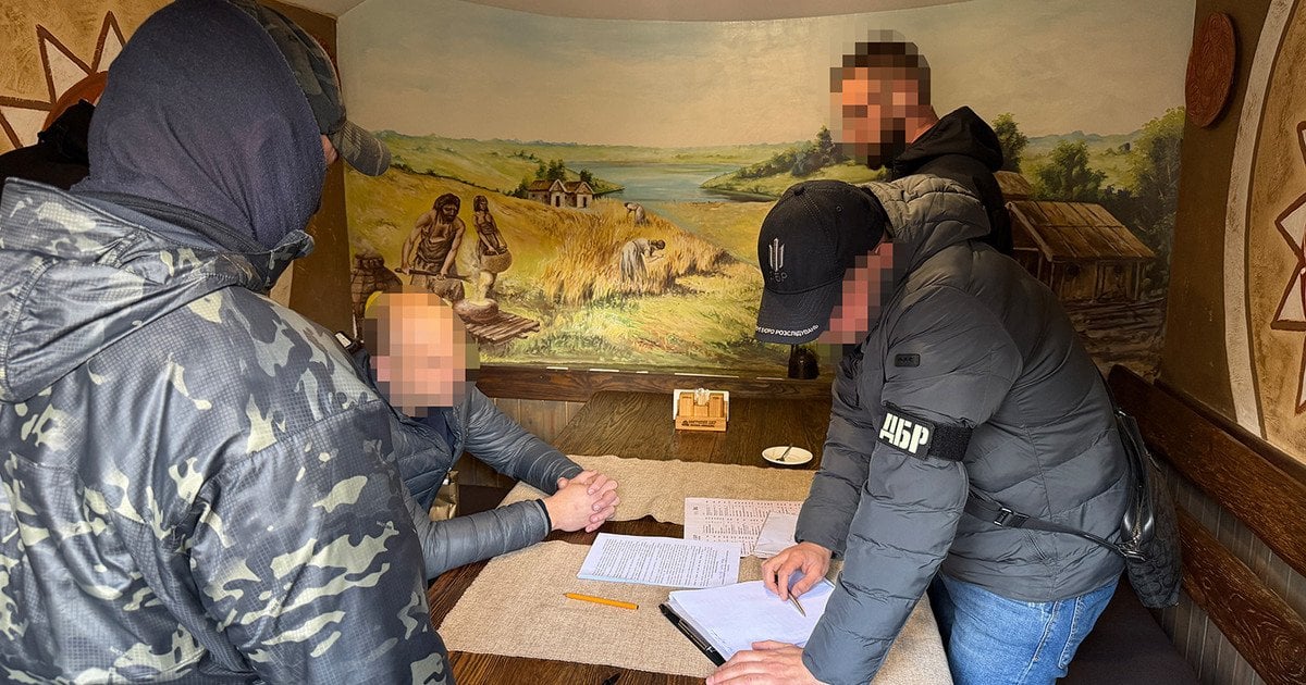 Чиновник "Укрзалізниці" попався на хабарі