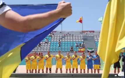 Гравчиня збірної України з пляжного футболу забила божевільний м'яч у поєдинку Євроліги: відео суперголу
