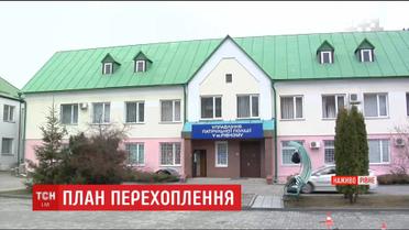 Правоохранители разыскивают неизвестных, которые обстреляли управления патрульной полиции из гранатомета