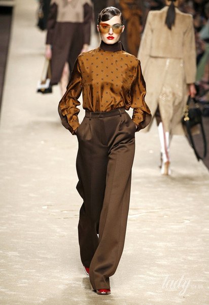 Коллекция Fendi прет-а-порте сезона осень-зима 2019-2020 / © East News