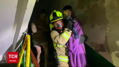 В Ровно пожарные вынесли из пожара маленького мальчика
