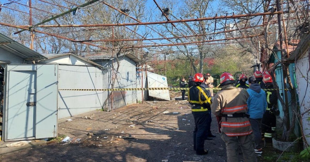 Взрыв в одном из гаражей Черноморска: Фото: "Общественное Одесса".
