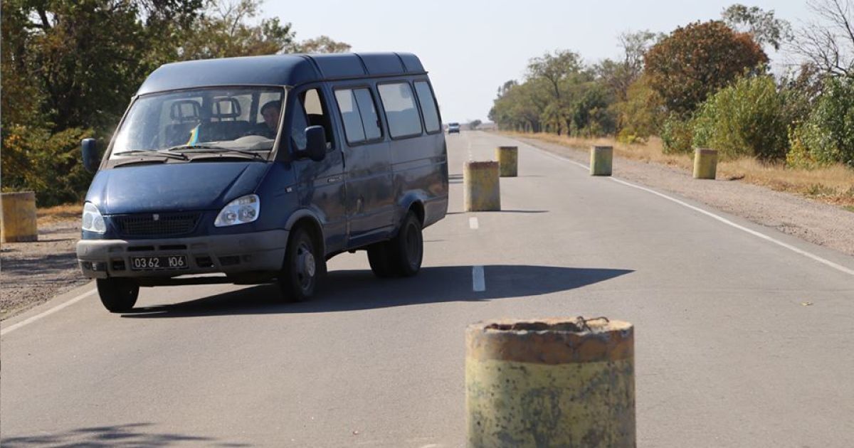 В Крыму стартовала бессрочная блокада полуострова. / © Громадське ТБ