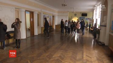 У Луцьку невакцинованих від кору дітей перестали пускати до шкіл
