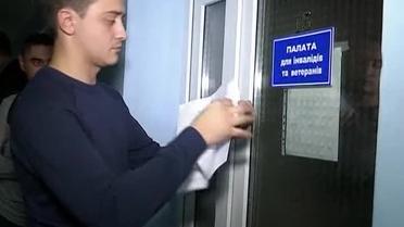 Корбану ночью подсунули повестку в суд просто под дверь палаты в больнице