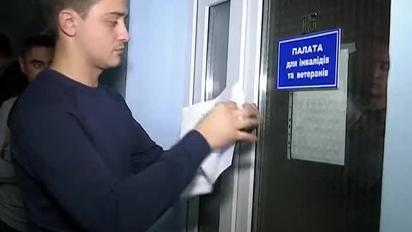 Корбану ночью подсунули повестку в суд просто под дверь палаты в больнице