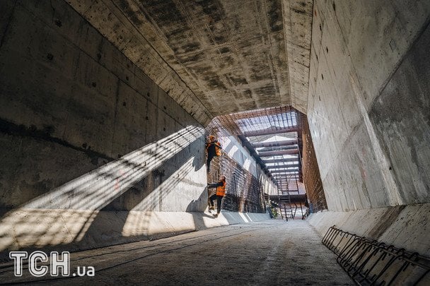 Двоярусні тунелі між “Мостицькою” та “Проспектом правди”/ Фото “Автострада”