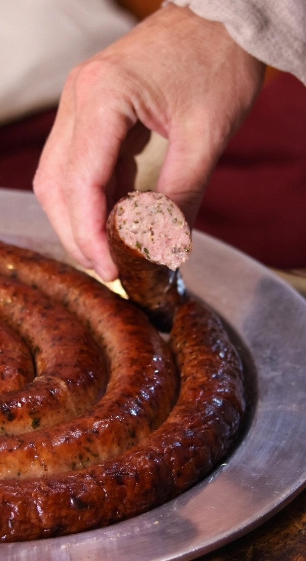 Домашня ковбаса instagram.com/18thcenturycook / © Instagram