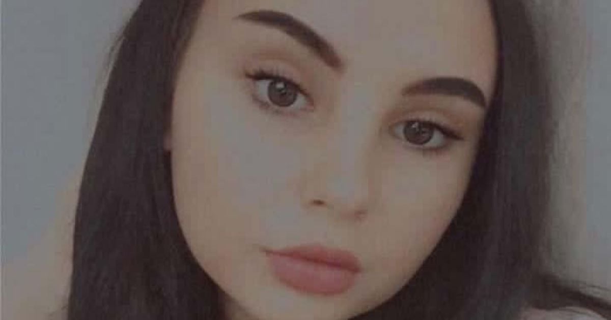 Вышла из больницы и пропала: в Днепре разыскивают 15-летнюю школьницу (фото)