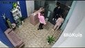 У Броварах жінка прийшла до подологічного центру із сокирою через шум генератора
