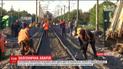 Работникам железной дороги пришлось полностью перевести один из путей после масштабной аварии
