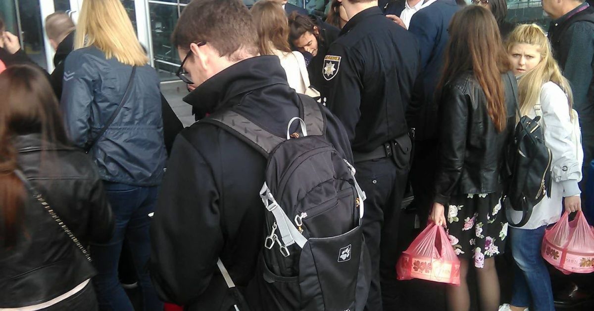 Победитель "Евровидения-2017" Сальвадор Собрал в Борисполе / © ТСН.ua