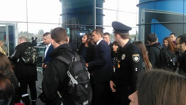 Переможець "Євробачення-2017" Сальвадор Собрал у Борисполі / © ТСН.ua