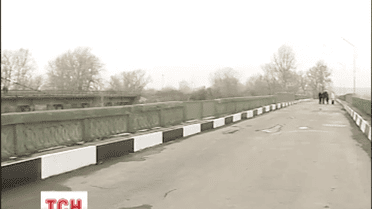 Правоохоронці знайшли вибухівку під мостом, що з’єднує Сєвєродонецьк та Лисичанськ