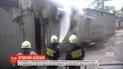 В центре Днепра загорелись металлические киоски