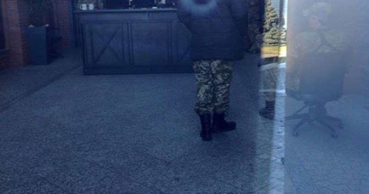 Обшуки проходять у офісі нардепа Бориса Філатова / © Ольга Павловська/ТСН