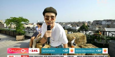 Wellboy з хітом "Гуси" виступив на літній терасі "Сніданку з 1+1"